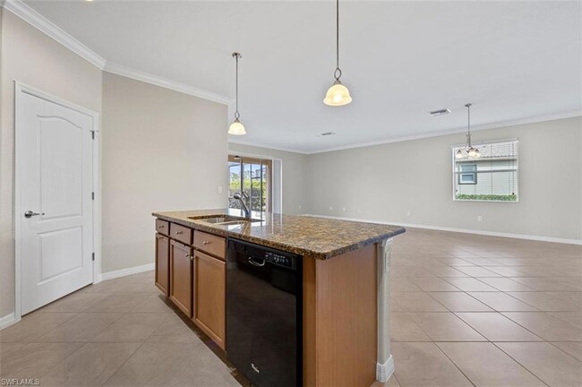 Building Photo - 7959 Princeton Dr