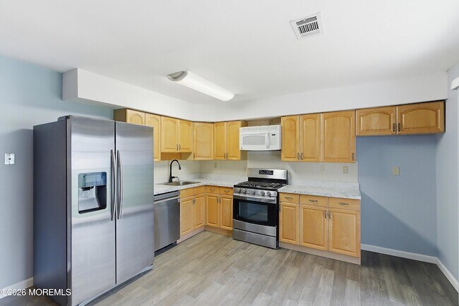 Building Photo - 280 Fairfield Pl