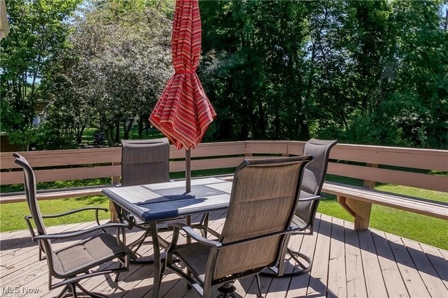 Building Photo - 822 Shadowood Ln SE