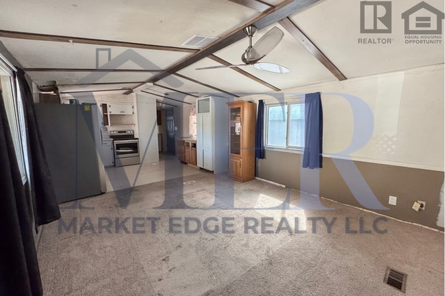 Building Photo - 2Bed/2Bath Mobile Home in Apache Junction! Ready for Immediate Move-In! -- NO HOA! RV PARKING!