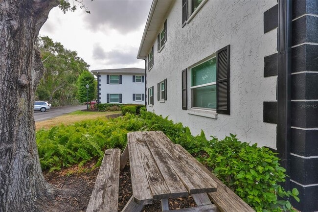 Building Photo - 13125 Wilcox Rd