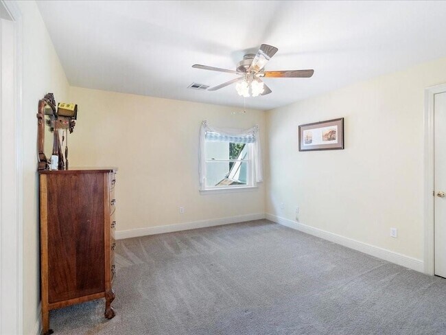 Building Photo - 8063 Winners Cir