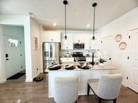 Building Photo - 6686 W Leander Dr