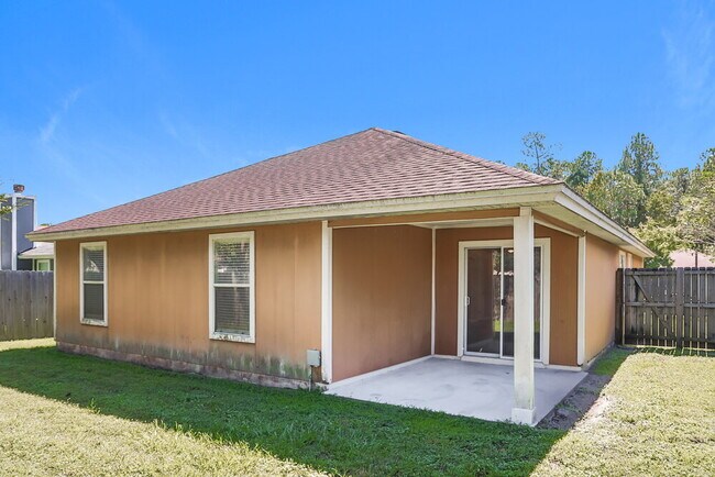 Building Photo - 4268 Hanging Moss Dr