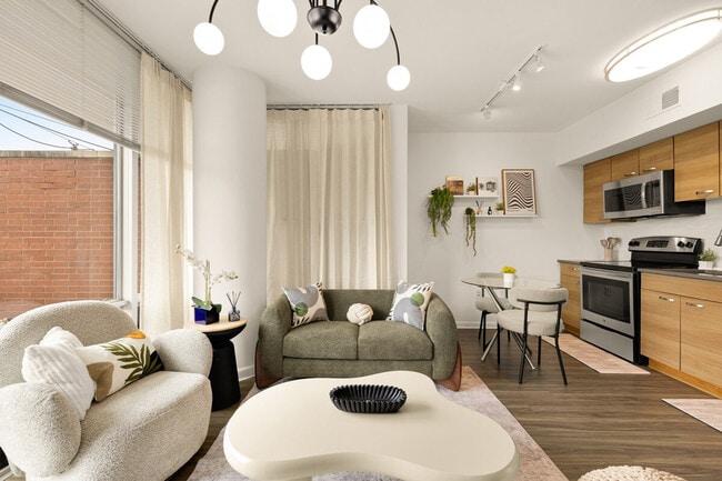 Building Photo - 1548 Spring Hill Rd