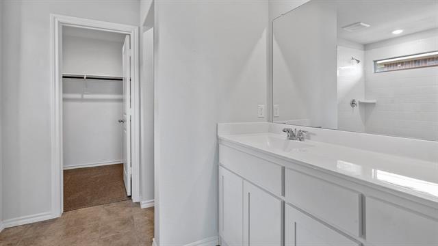 Building Photo - 9425 Mountain Pass Dr