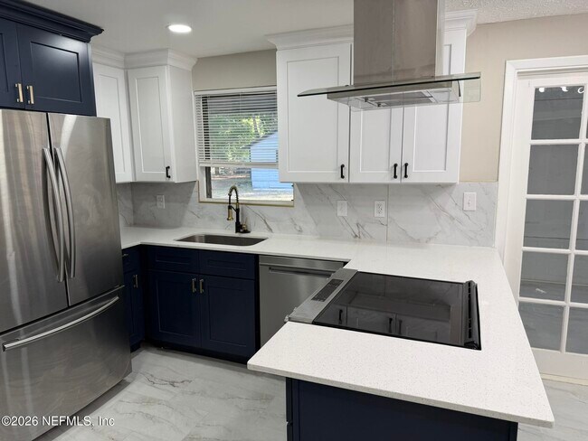 Building Photo - 85064 Radio Ave