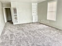 Building Photo - 1056 Taylor Ave