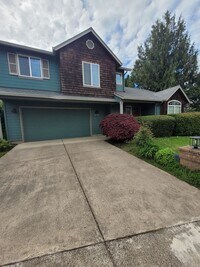 Building Photo - Charming and Spacious 3BB/2.5BA home for rent!  AVAILABLE NOW