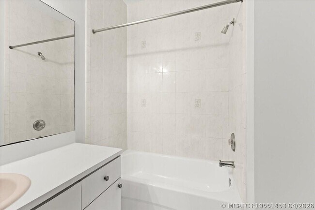 Building Photo - 4903 Schooner Dr