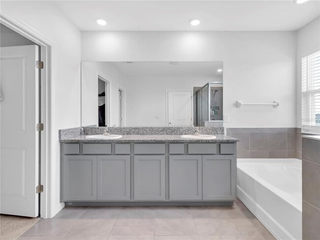 Building Photo - 16792 Glacier Bay Loop