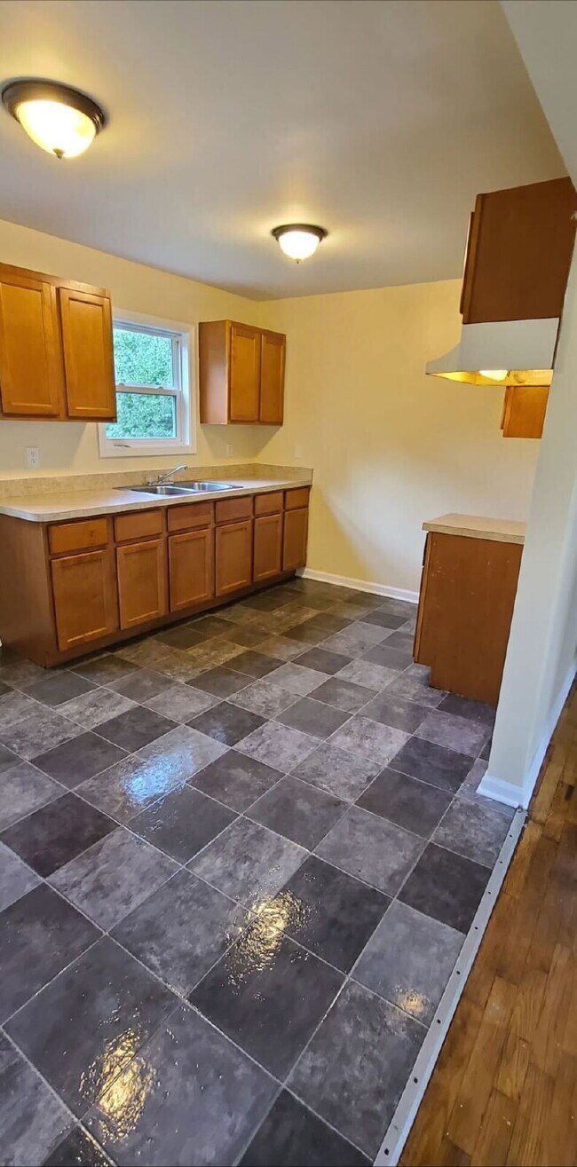Building Photo - Charming 3-Bedroom Home in Mount Morris