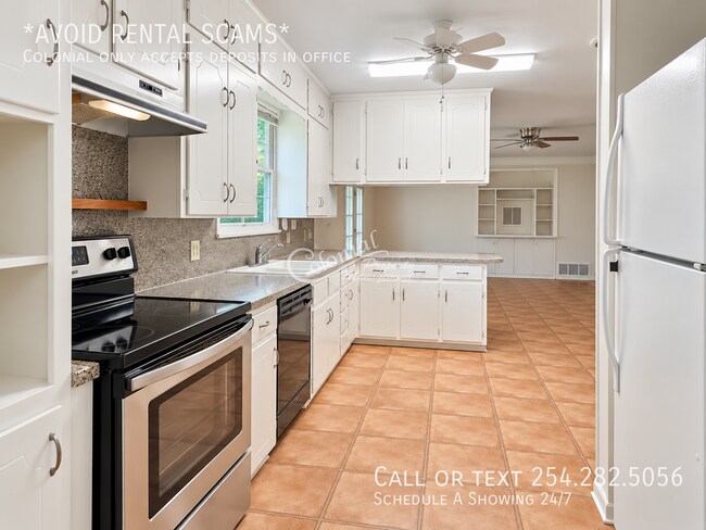 Building Photo - 3306 Chisholm Trail