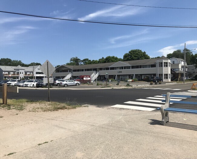 Building Photo - 157.5 Kings Hwy