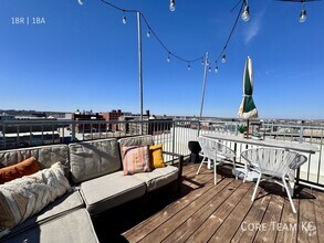 Building Photo - Murdock Lofts 1 Bedroom