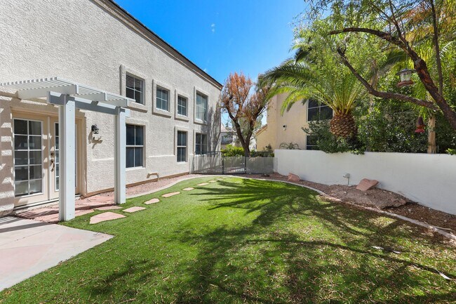 Building Photo - 2641 Starfish Ct