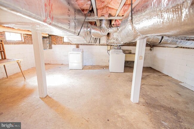 Building Photo - 417 Winder St