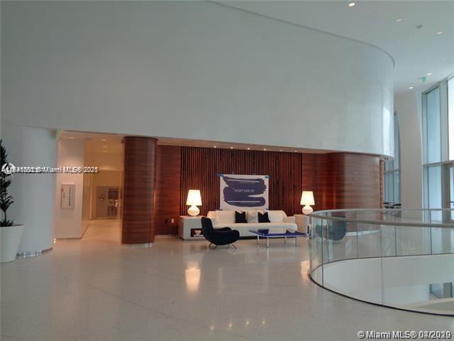 Building Photo - 16901 Collins Ave