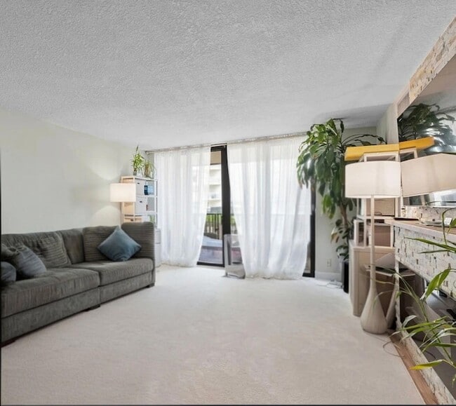Building Photo - 3610 S Ocean Blvd