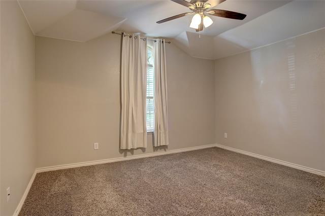 Building Photo - 5916 Round Up Ln