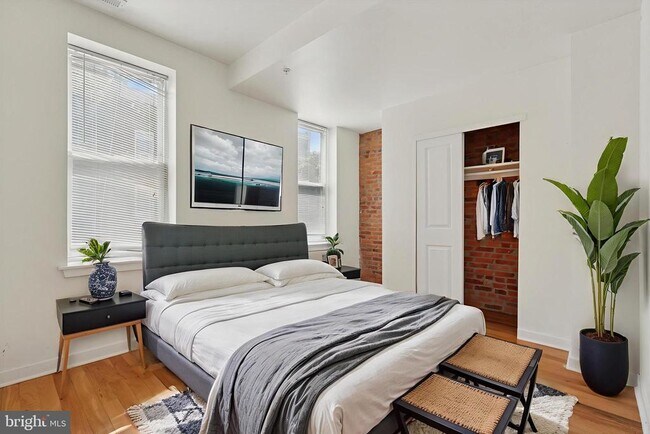 Primary Photo - 2128 N 17th St