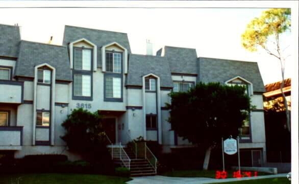 Building Photo - Lido Apartments - 3615 Watseka Ave