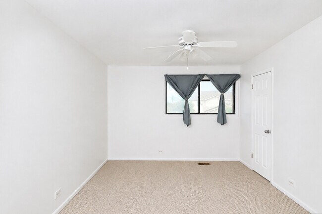 Building Photo - 707 Sunfish Point