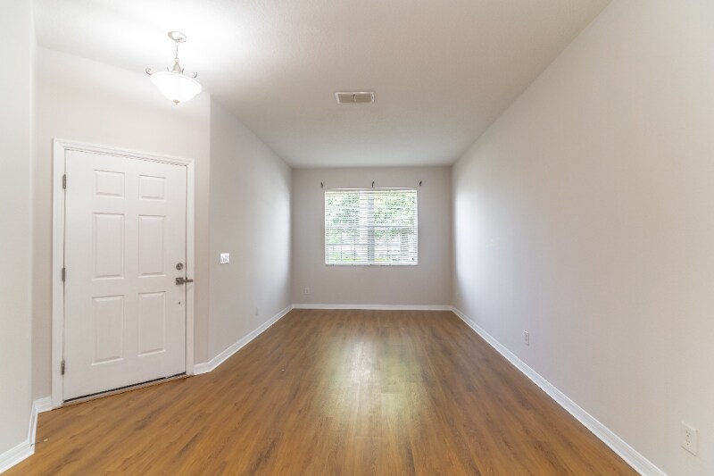 Building Photo - 2600 Deansgate Ct