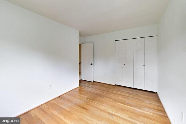 Building Photo - 11907 Hunters Ln