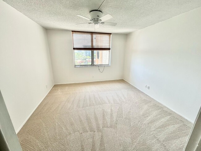 Building Photo - 777 S Federal Hwy