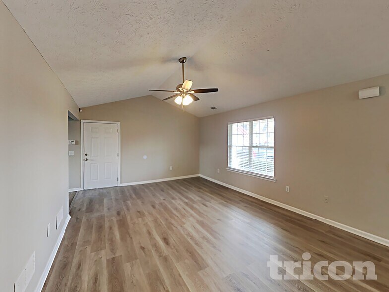 Building Photo - 98 Pin Oak Ct