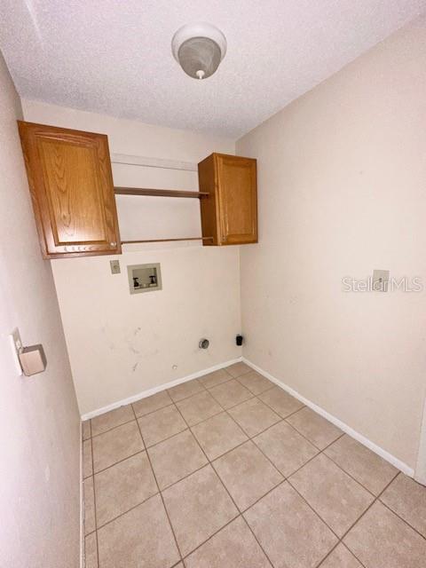 Building Photo - 587 Holbrook Cir