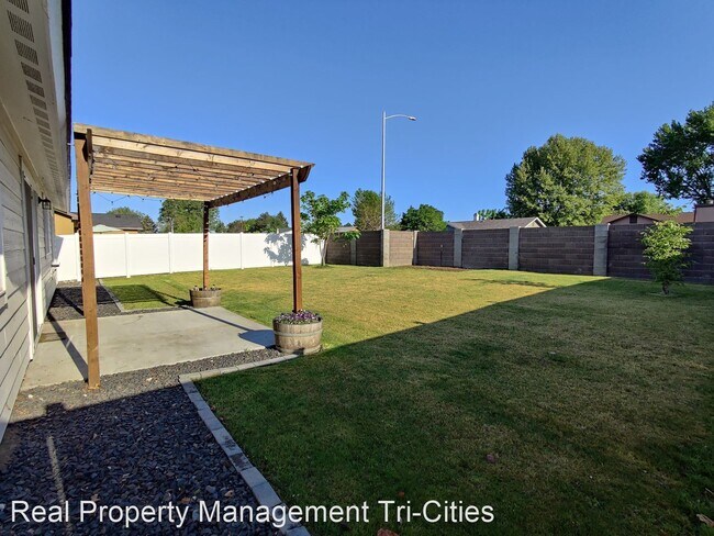 Building Photo - 3 br, 2 bath House - 3621 Morehouse Place