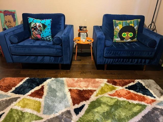 Building Photo - 2606 Loyola Ln