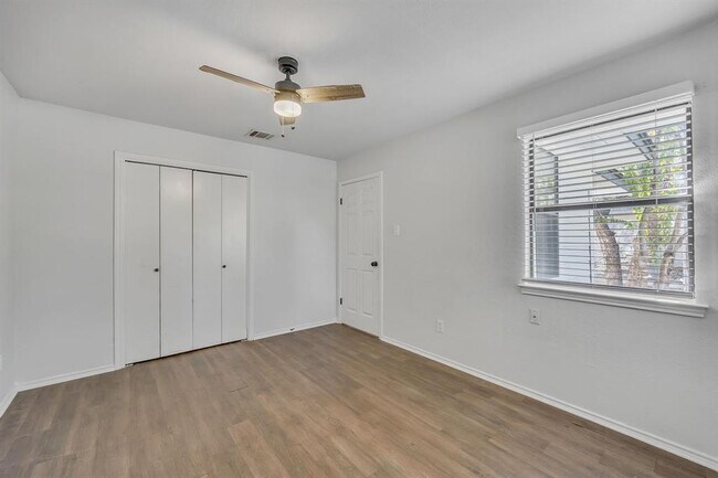 Building Photo - 8102 Tuscarora Trail