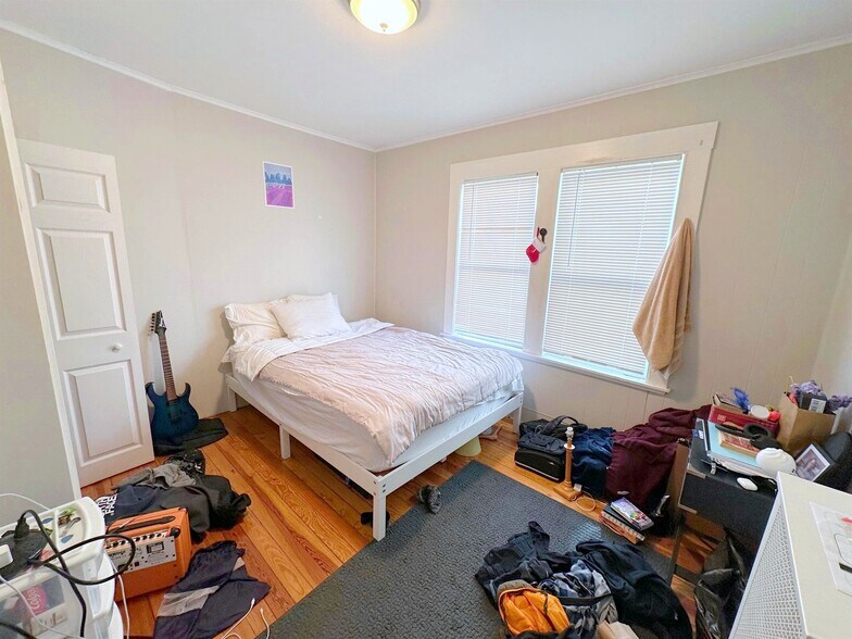 Building Photo - 149 North St