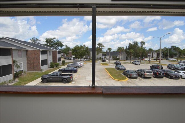 Building Photo - 1400 Gandy Blvd N