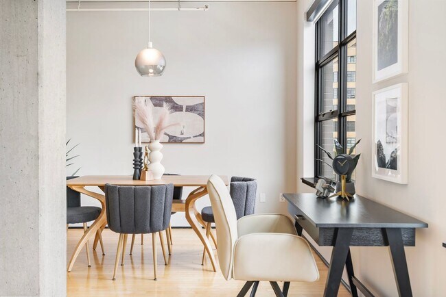 Building Photo - Elizabeth Lofts - 7th floor north facing p...