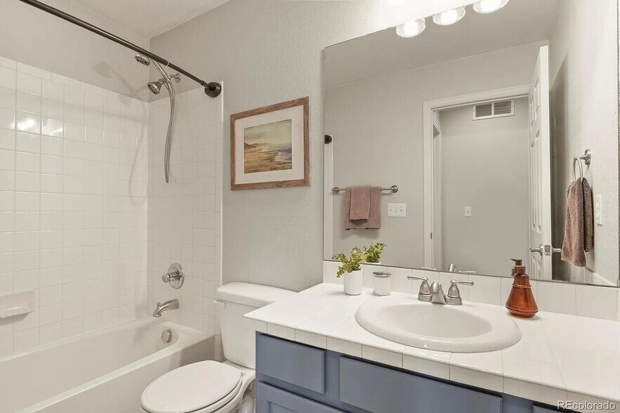 Building Photo - 3680 S Beeler St