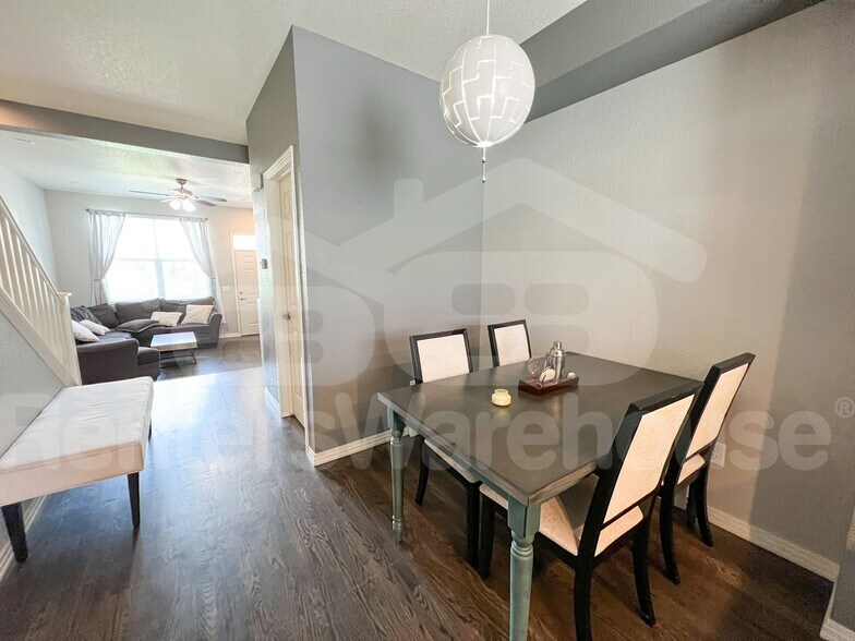 Building Photo - 9381 Ashbury Cir