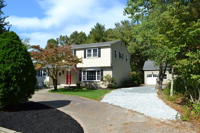 Building Photo - 122 Seaside Ave