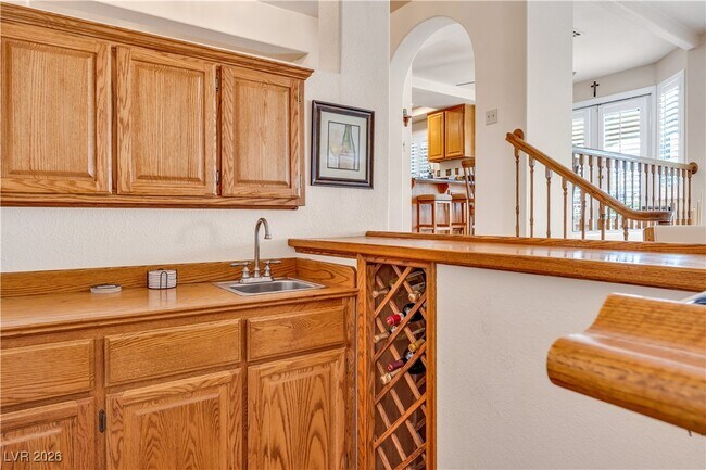 Building Photo - 2217 Harbor Cliff Dr