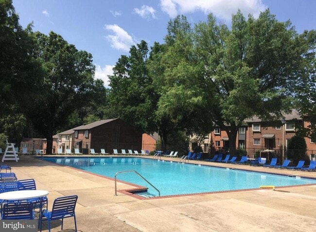 Building Photo - 4614 Conwell Dr