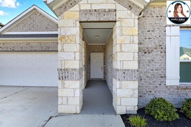 Building Photo - 215 Thurman Holt Rd