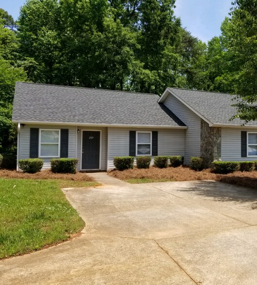 Primary Photo - 217 Isle of Pines Rd