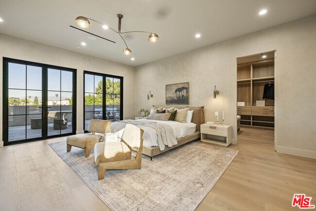 Building Photo - 14273 Greenleaf St