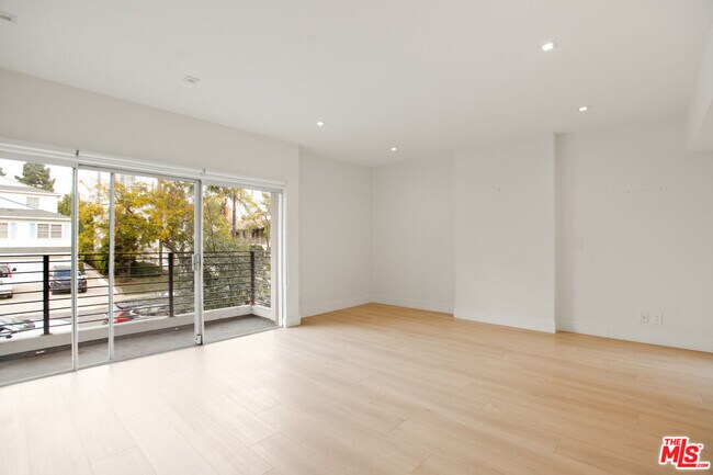 Building Photo - 10630 Wilkins Ave