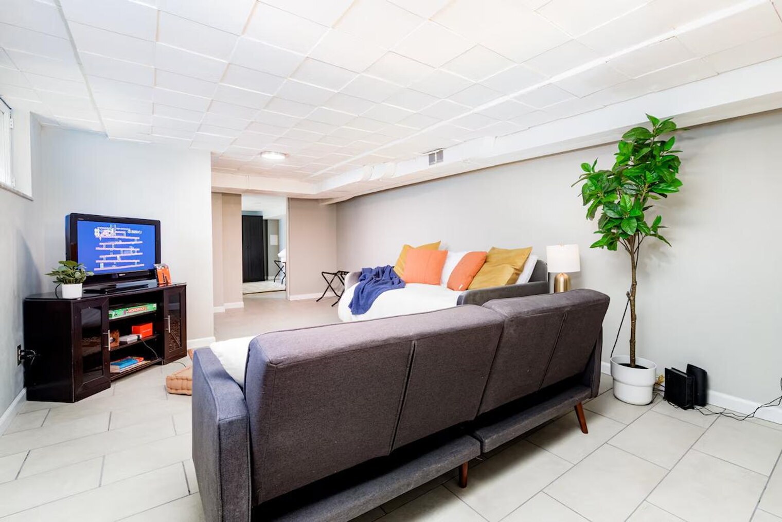 Building Photo - 5336 Northrup Ave