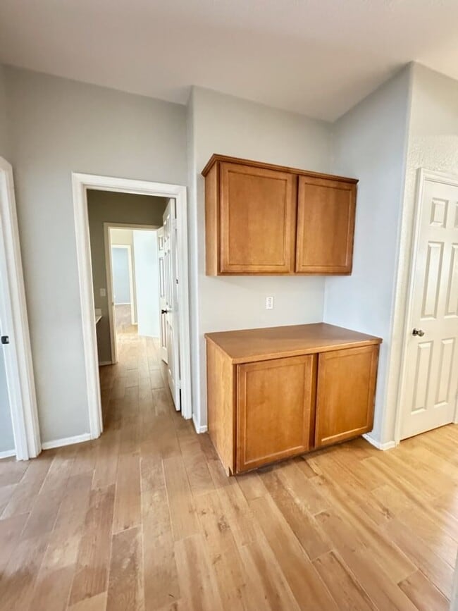 Building Photo - Chandler 4 bed 2 bath