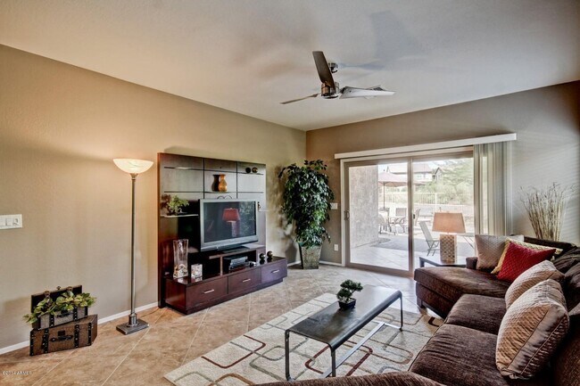 Building Photo - Gorgeous 4 Bed single level home at  Fireside - Norterra